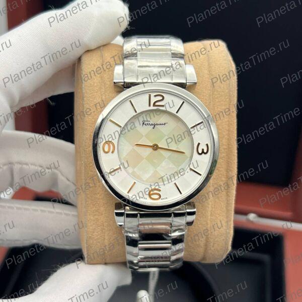 Salvatore Ferragamo Gancino Deco 11028