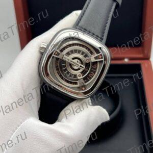 SevenFriday M1/03 Essence