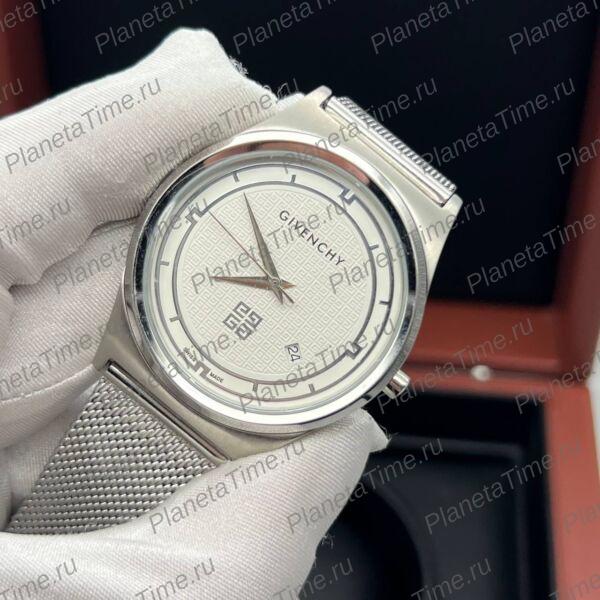 Givenchy 4G Logo Watch 52308