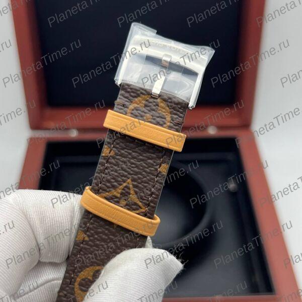 Louis Vuitton Tambour Monogram Gold Brown фото 8
