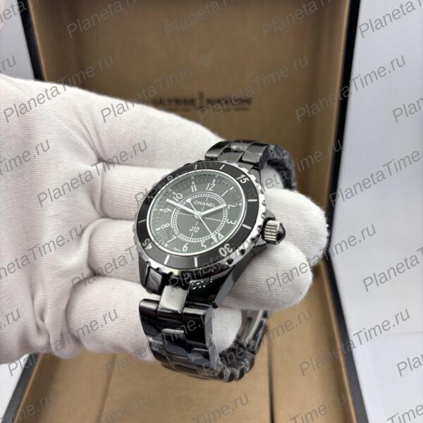 Chanel J12 13637